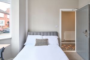 Photo 14- click for photo gallery